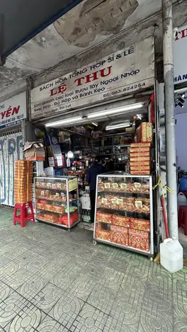 B'LAO tobacco shop — cigarettes at kiosk 22 by the market, Da Lat