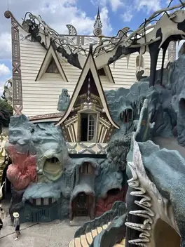 Crazy House — вилла Ханг Нга, Далат