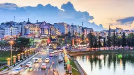Dalat Tours — обзорные экскурсии по городу и окрестностям, Далат