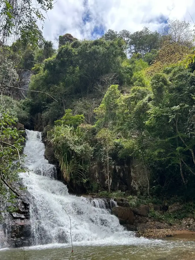 Datanla waterfall: the cascade over the rocks into the pool, Da Lat