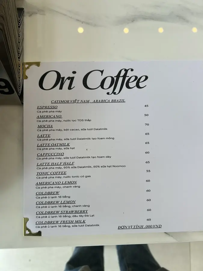 Меню Ori Coffee: кофе и колдбрю с ценами — Ori Coffee & Brunch — три этажа для работы и своя обжарка, Далат