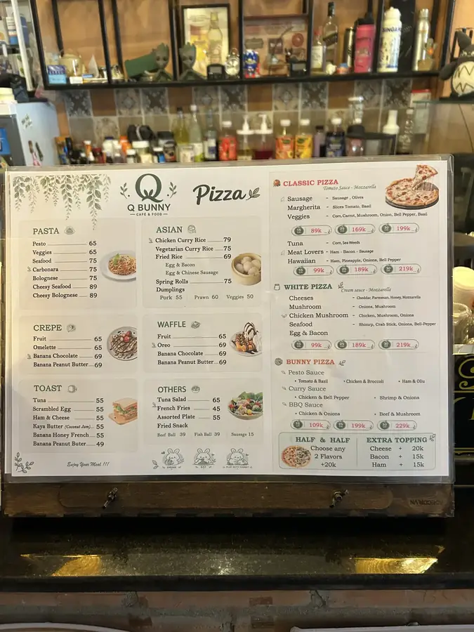 Еда и пицца: паста, вафли, крепы, азиатский рис — Q Bunny Cafe — кофейня с кроликами, Далат